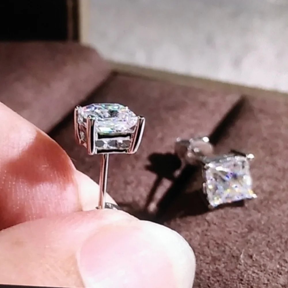 2.5 CARAT SQUARE PRINCESS DIAMOND STUD EARRINGS - Picture 4 of 5